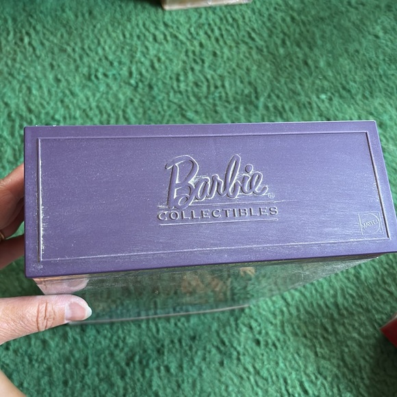 NIB. NWOT.  Barbie diva all that glitters collection. Cross listed in home. - Picture 6 of 6